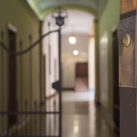 Апартаменты New Loft In The Heart Of Bologna 2 Экстерьер фото