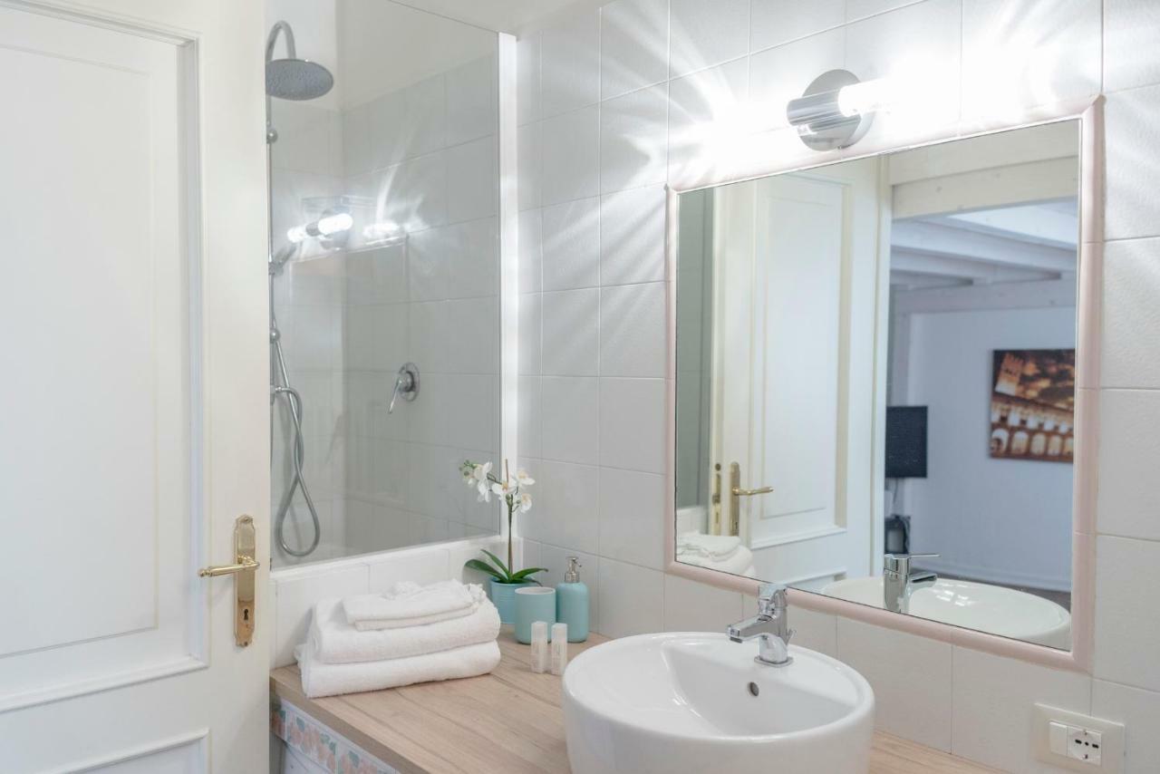 Апартаменты New Loft In The Heart Of Bologna 2 Экстерьер фото